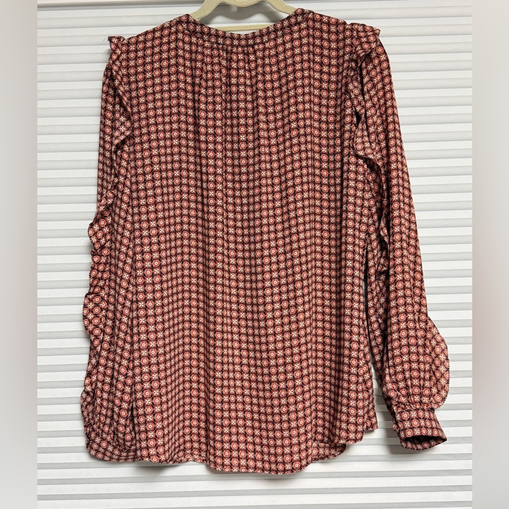 LOFT Red and Black Geometric Blouse - Picture 6 of 6